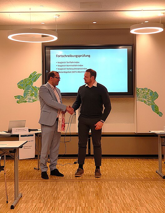 Dr. Larsen (l.), Herr Deutscher, Richterbund (r.)